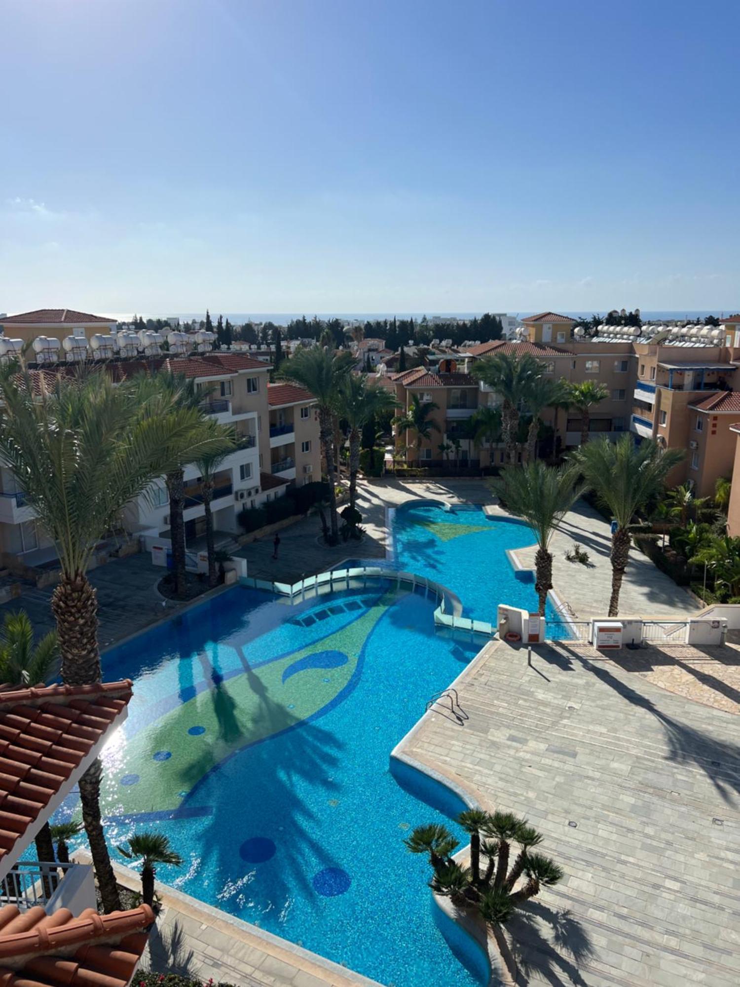 Iris Village Grand Apartment Paphos Eksteriør bilde