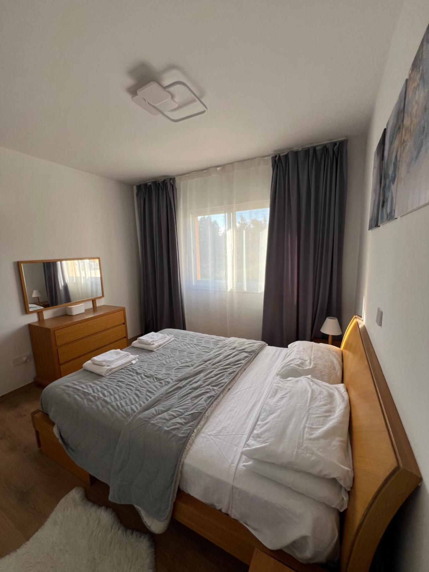 Iris Village Grand Apartment Paphos Eksteriør bilde