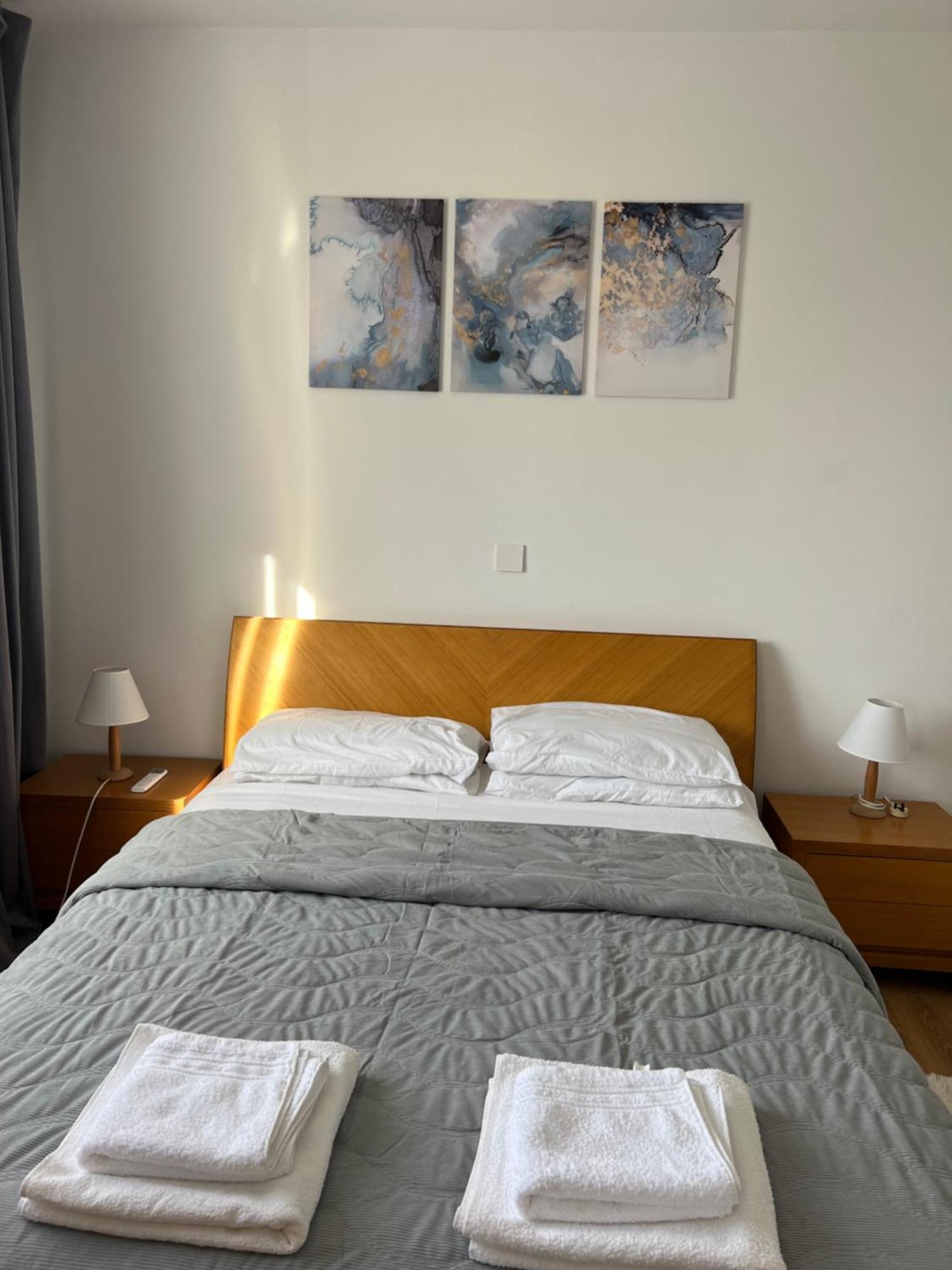 Iris Village Grand Apartment Paphos Eksteriør bilde