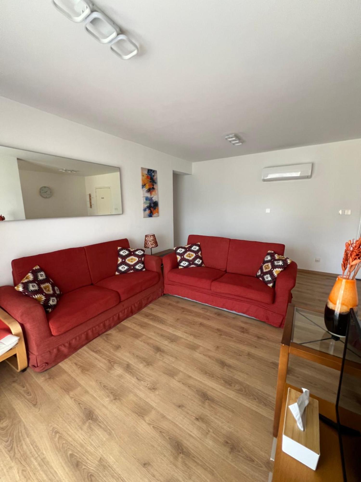 Iris Village Grand Apartment Paphos Eksteriør bilde